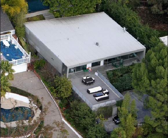 Photo: la maison de Zac Efron en Los Angeles.
