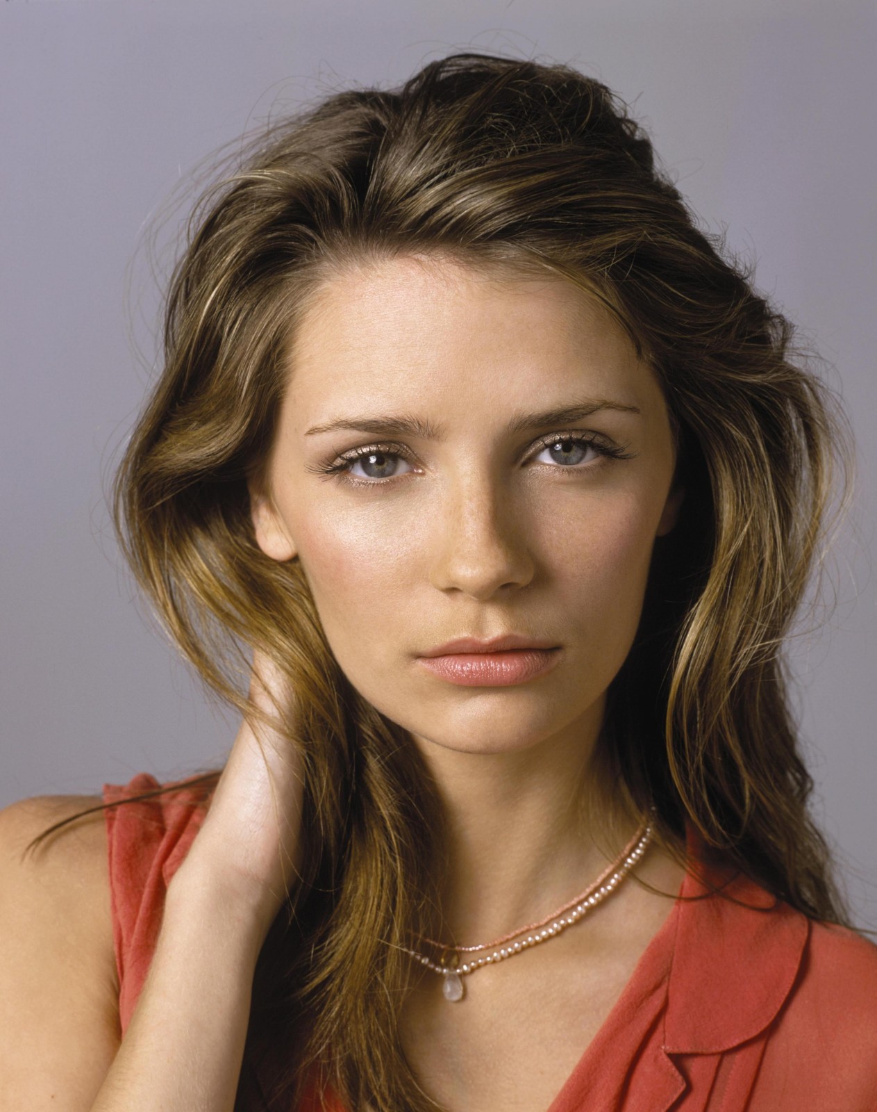 Mischa Barton - Film Maker | Stage Actress | Fashion Model